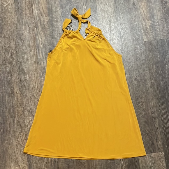 Dress - Picture 3 of 7